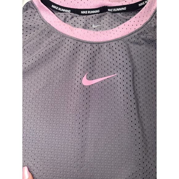Small Nike Hyper Femme cropped long-sleeve mesh running Top - Picture 2 of 6